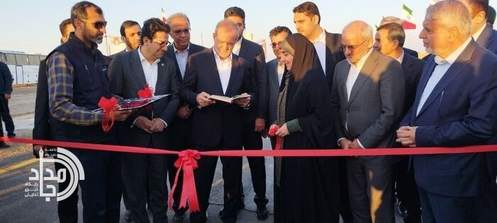 پروژه ای که یکساله هم نشد/ فرونشست جاده تازه تاسیس زاهدان _ زابل حادثه آفرید!