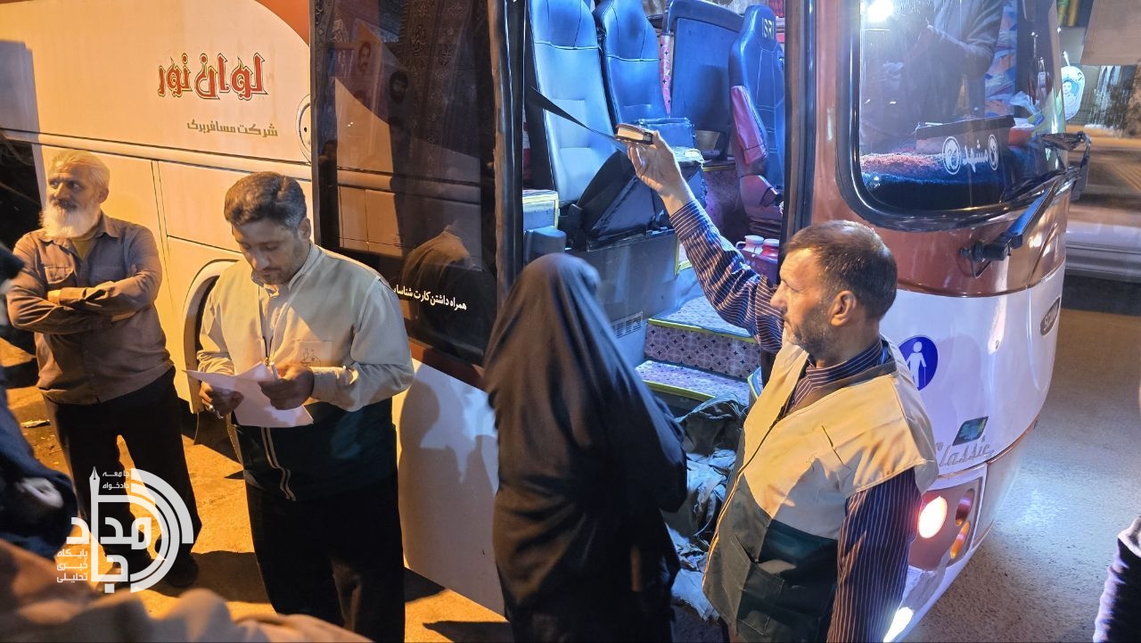 اعزام ۴۴ زائر اولی از زاهدان به مشهد مقدس