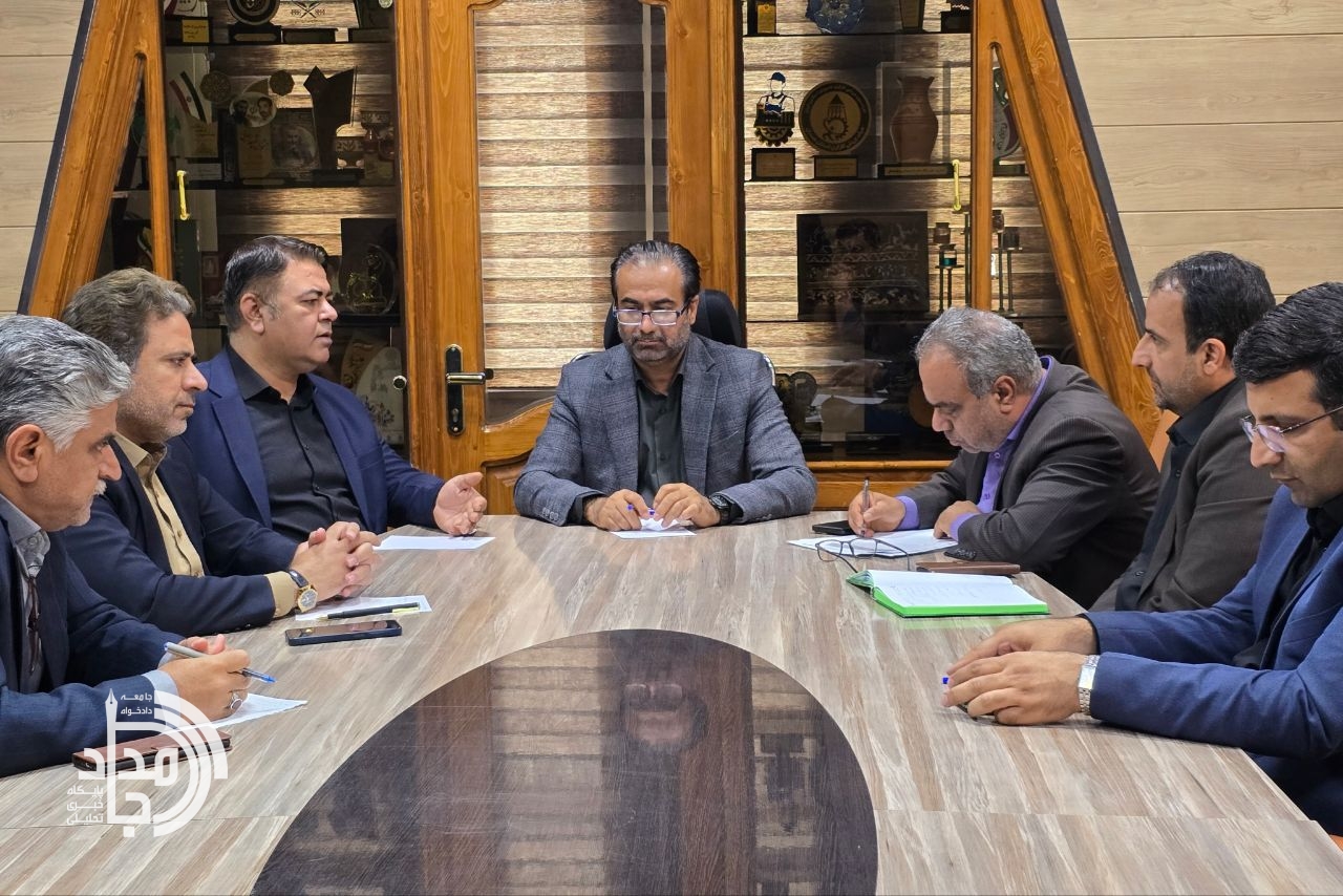 خدمت‌رسانی حتی در تعطیلات متوقف نمی‌شود