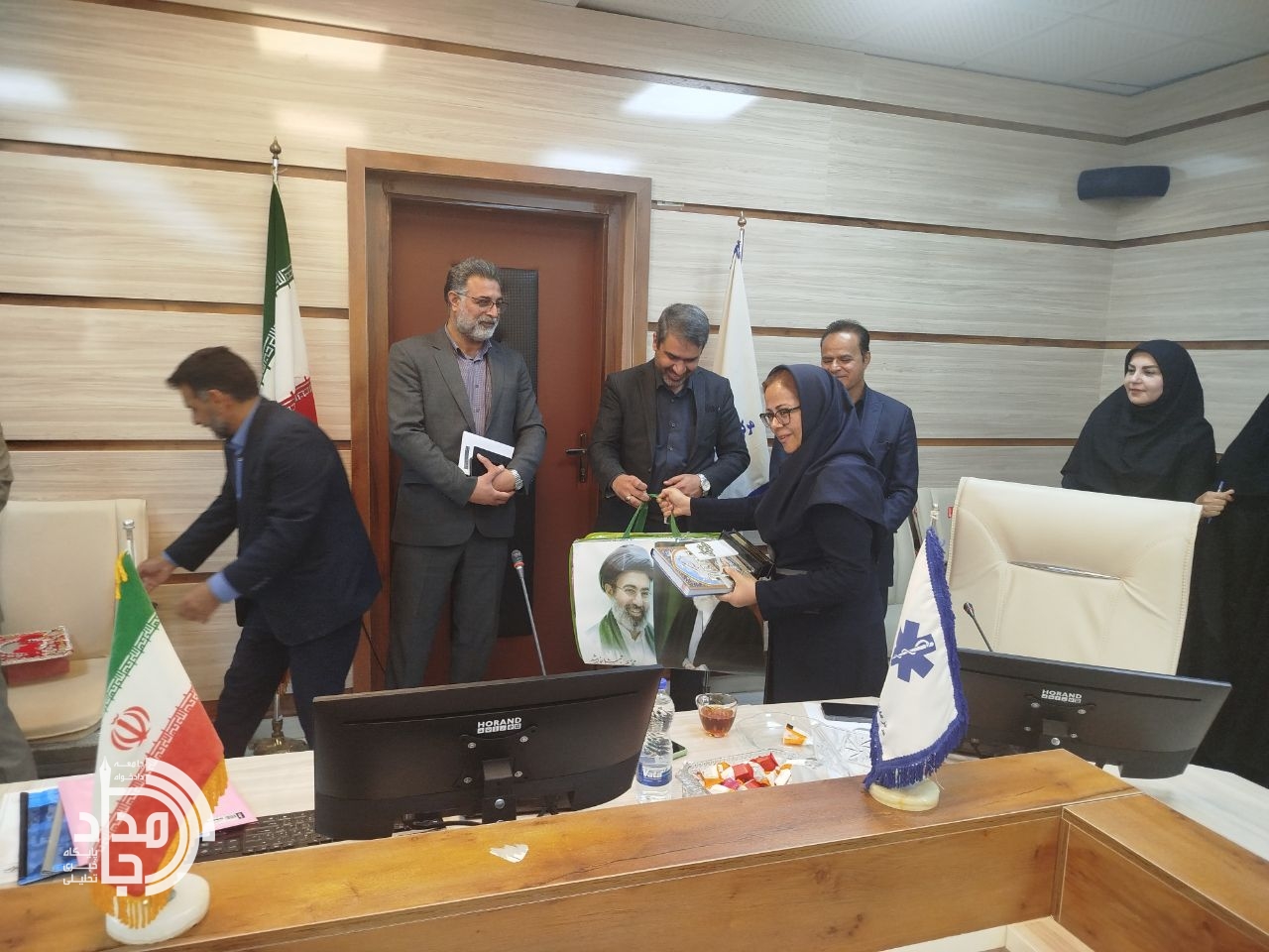 آیین تجلیل از خانواده شهدا و افتتاح ایستگاه سلامت در یادمان شهدای سلامت و امنیت برگزار شد