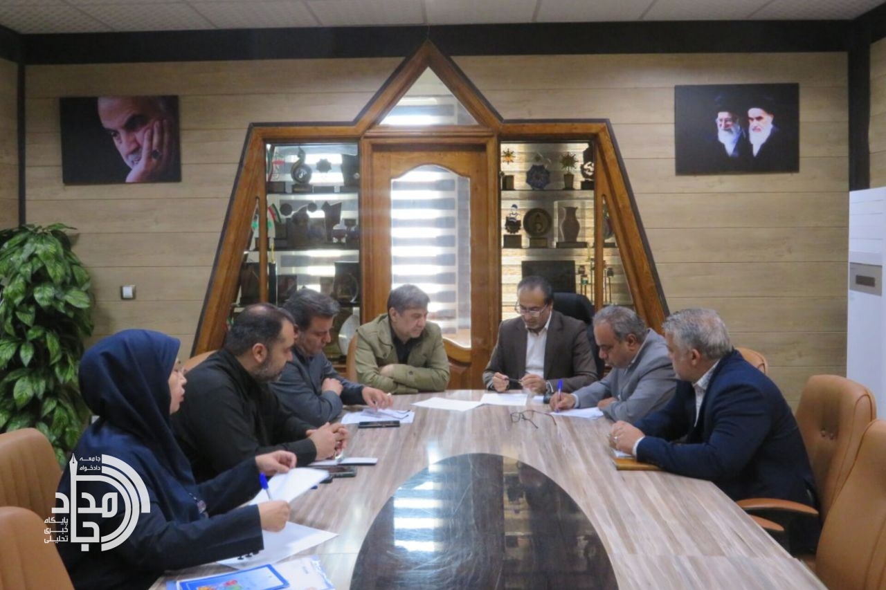 پیگیری برای تمدید استحقاق درمان ۳۰۰ کارگر تراورس در سیستان و بلوچستان